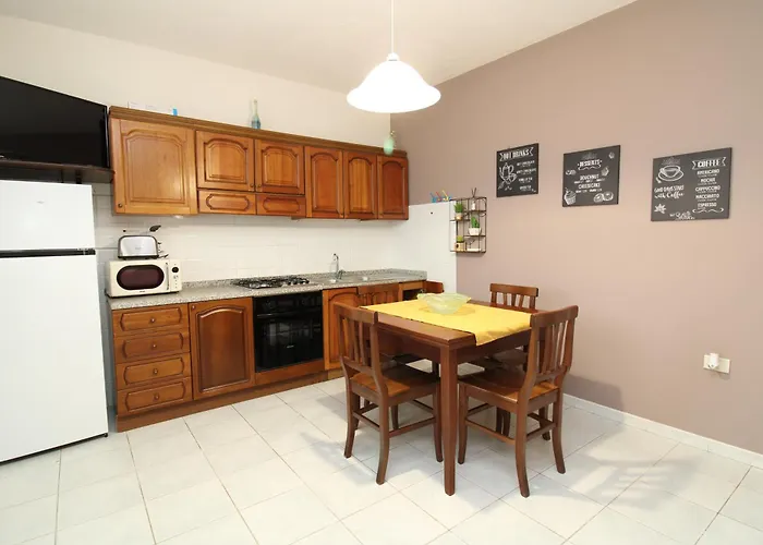 La Playa Apartment- Fronte 公寓 *