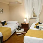 La Playa Apartment- Fronte * La Caletta