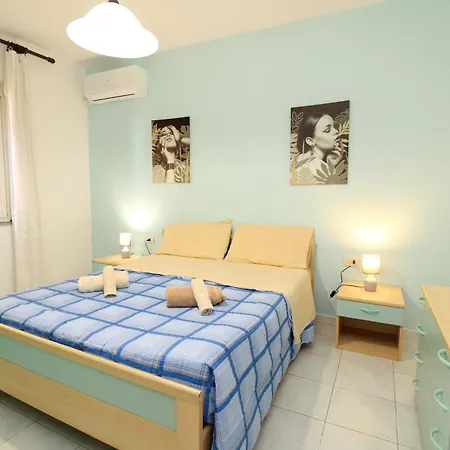 La Playa Apartment- Fronte Διαμέρισμα La Caletta